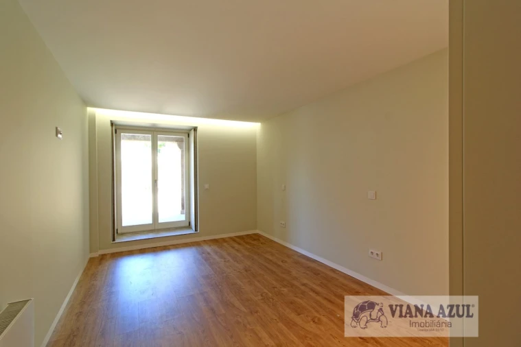 Apartamento T2 para Venda em Santa Maria Maior e Monserrate e Meadela Foto 10