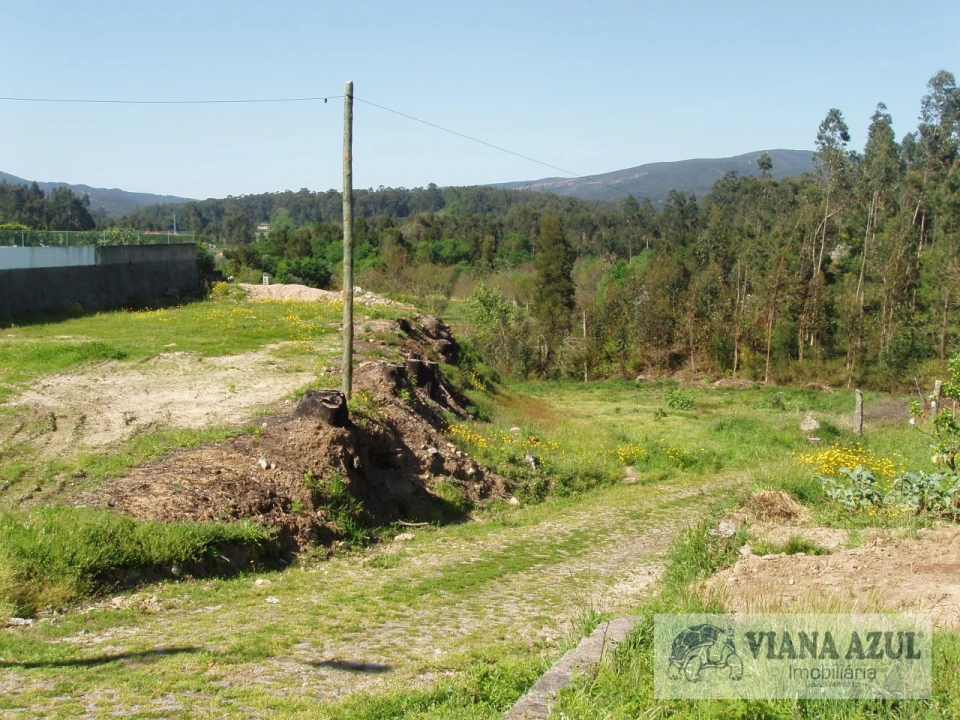 Terreno para Venda em Estorãos Foto 4