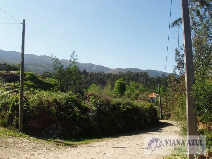 Terreno para Venda em Estorãos Foto 7