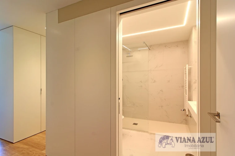 Apartamento T2 para Venda em Santa Maria Maior e Monserrate e Meadela Foto 4