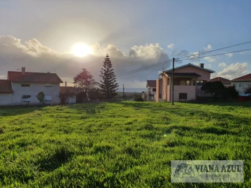 Moradia T3 para Venda em Castelo do Neiva