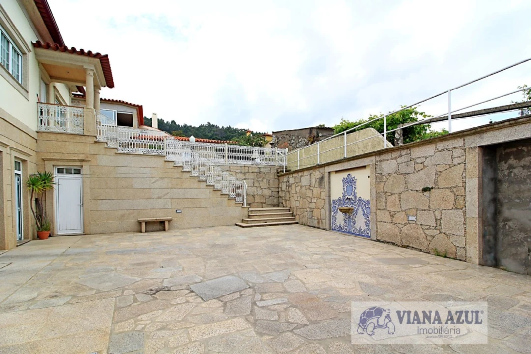 Moradia T5 para Venda em Areosa Foto 25