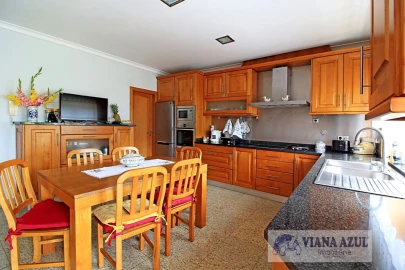 Moradia T5 para Venda em Areosa