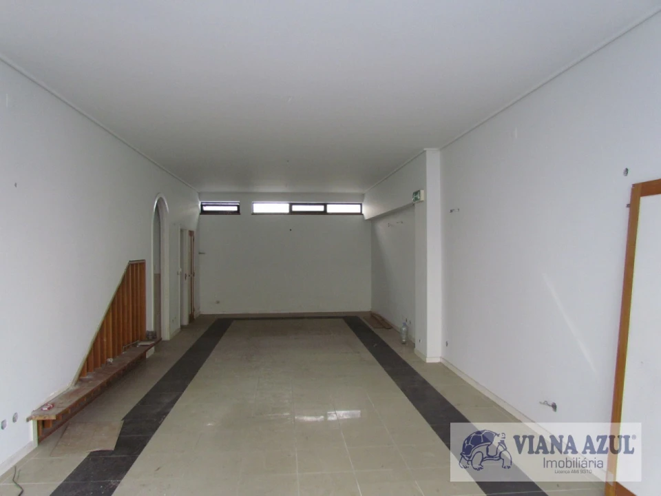 Loja para Venda em Santa Maria Maior e Monserrate e Meadela Foto 1