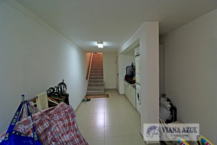 Moradia T4 para Venda em Santa Maria Maior e Monserrate e Meadela Foto 30