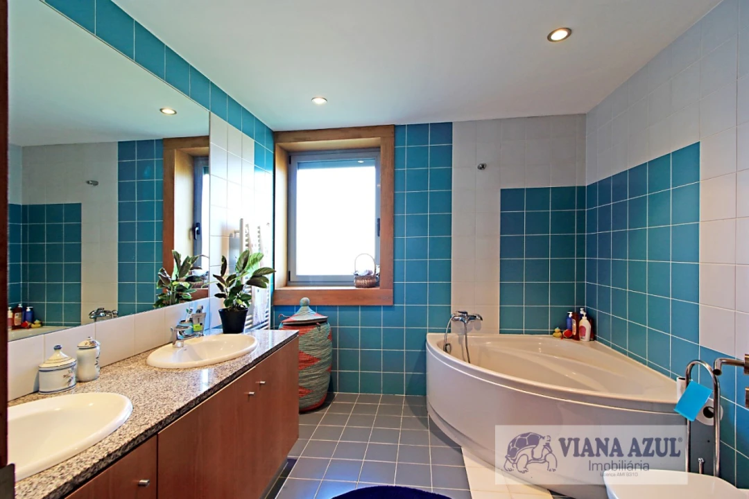 Moradia T4 para Venda em Vila Franca Foto 12