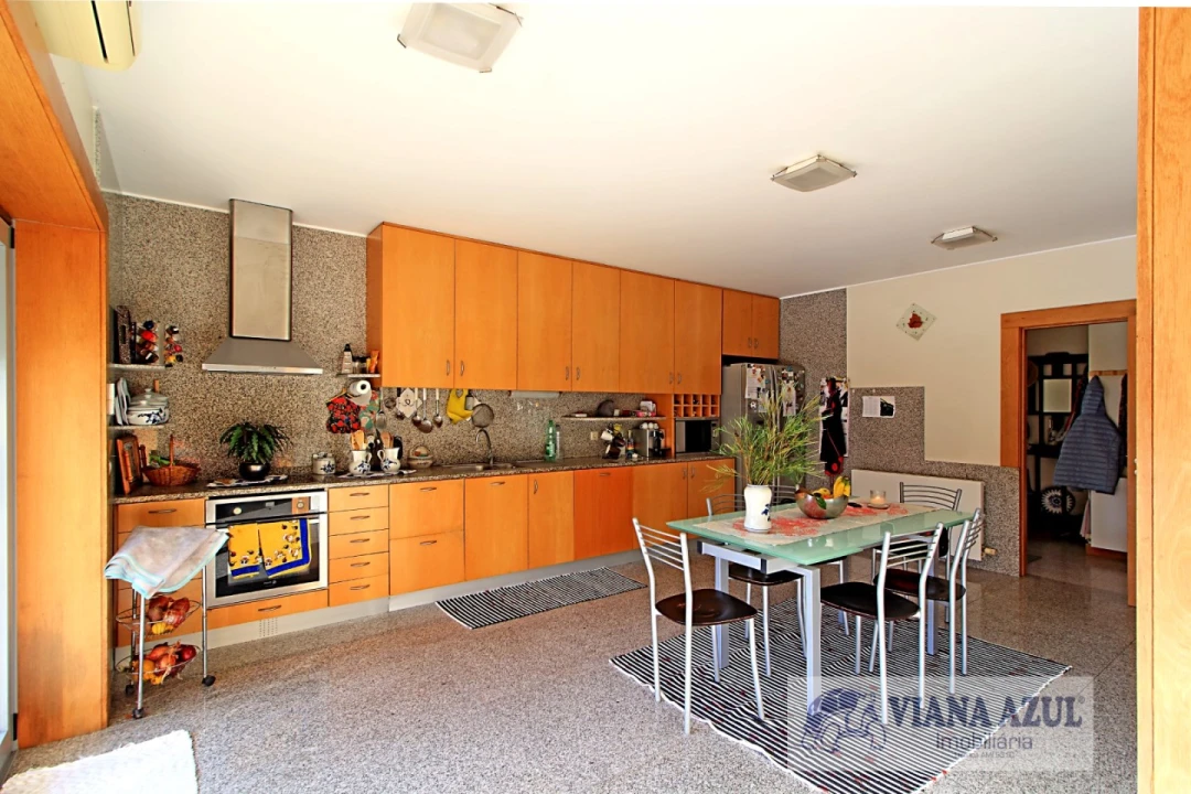 Moradia T4 para Venda em Vila Franca Foto 3