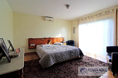 Moradia T4 para Venda em Vila Franca