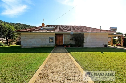 Moradia T4 para Venda em Vila Franca