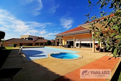 Moradia T4 para Venda em Vila Franca
