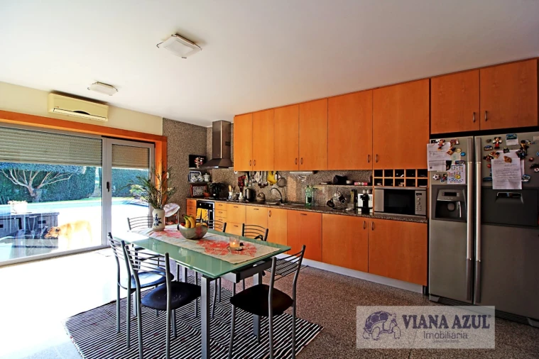 Moradia T4 para Venda em Vila Franca Foto 2