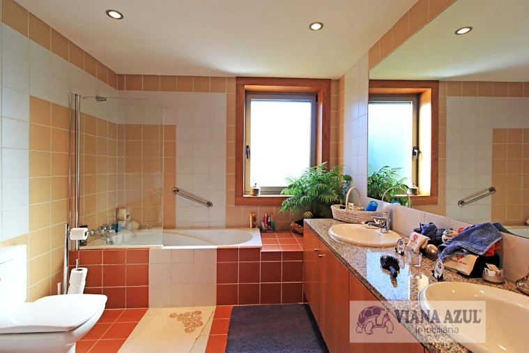 Moradia T4 para Venda em Vila Franca Foto 11