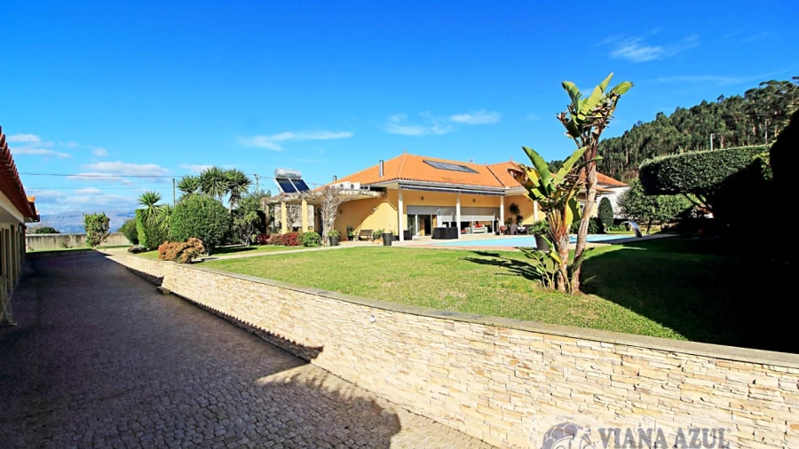 Moradia T4 para Venda em Vila Franca