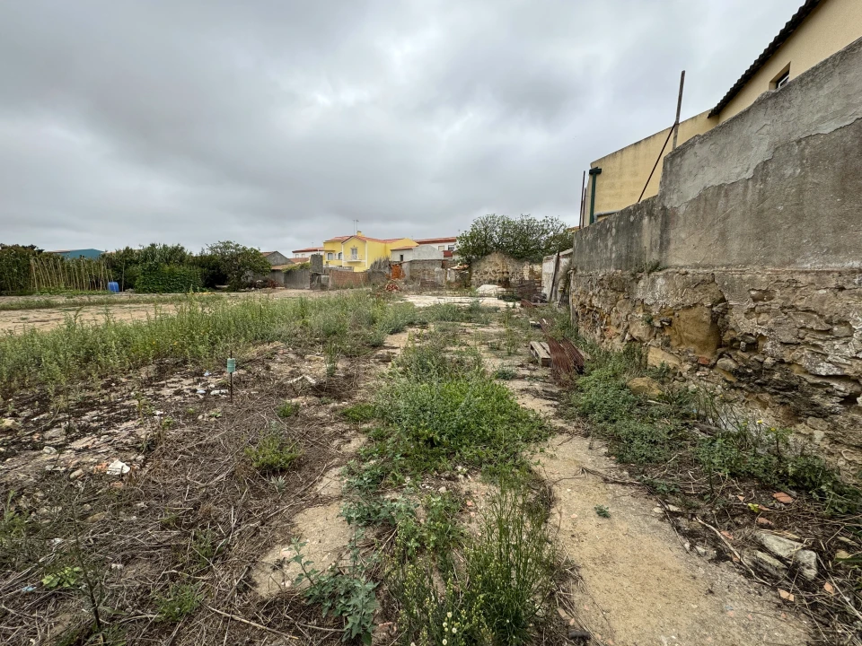 Terreno para Venda em Atouguia da Baleia Foto 3
