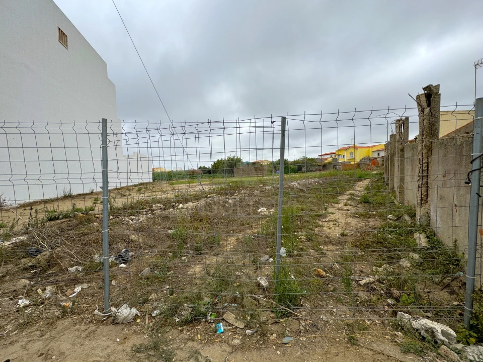 Terreno para Venda em Atouguia da Baleia Foto 1
