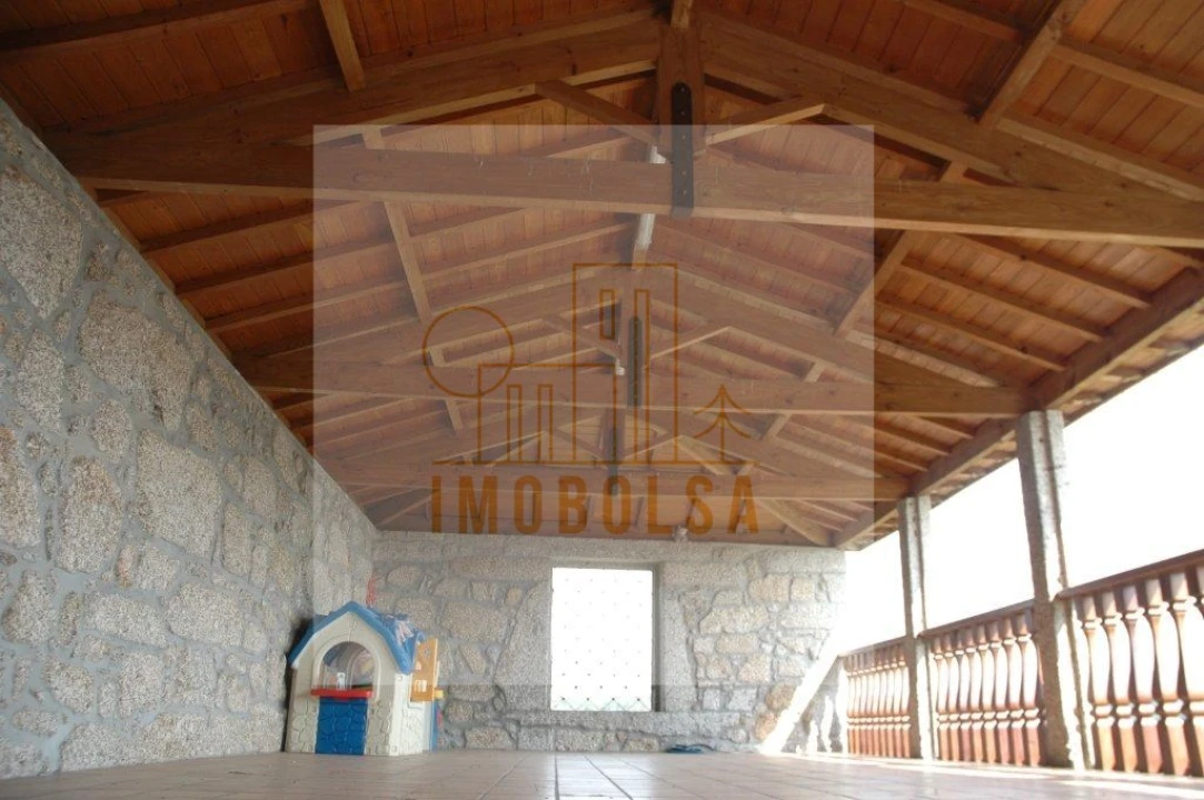 Quinta T4 para Venda em Cruz Foto 14