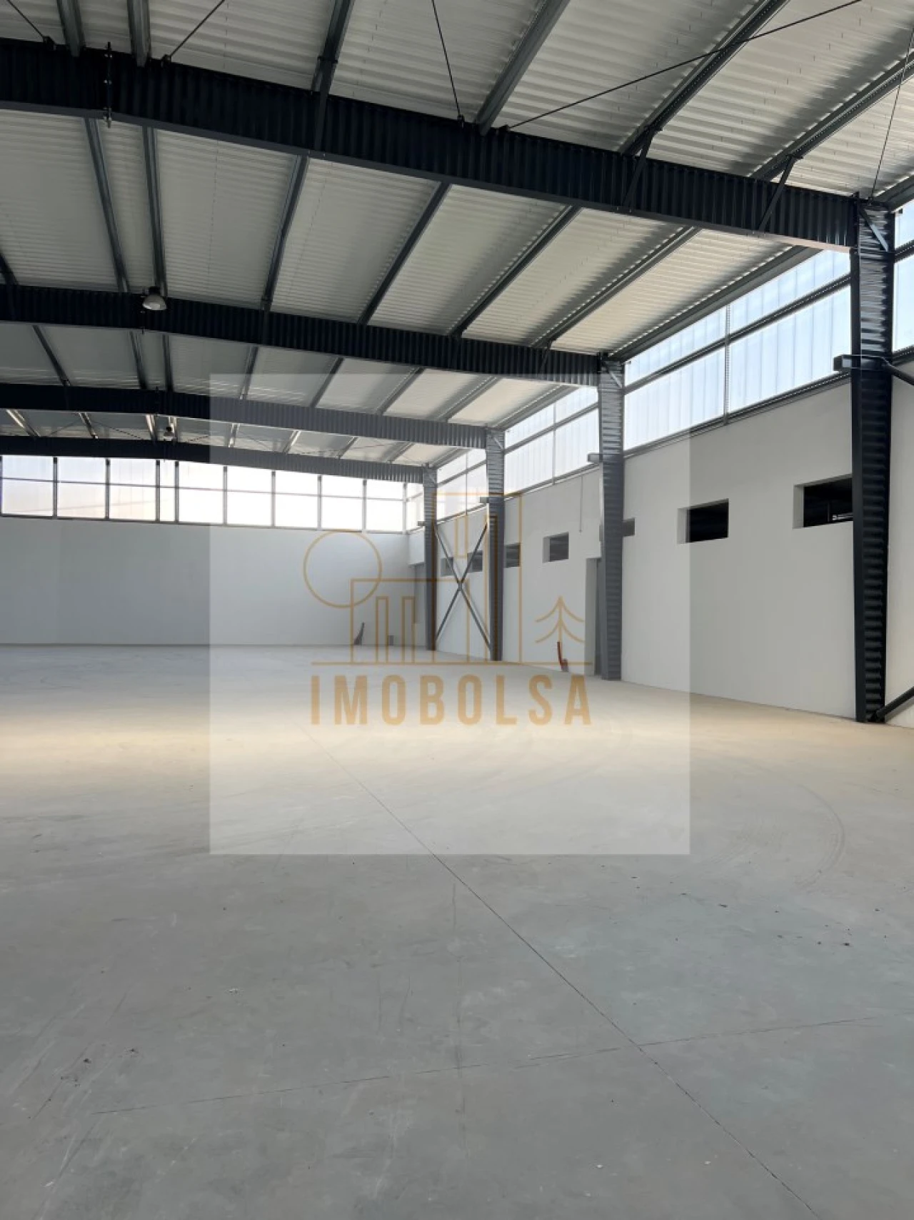 Armazém para Arrendamento em Fradelos Foto 5