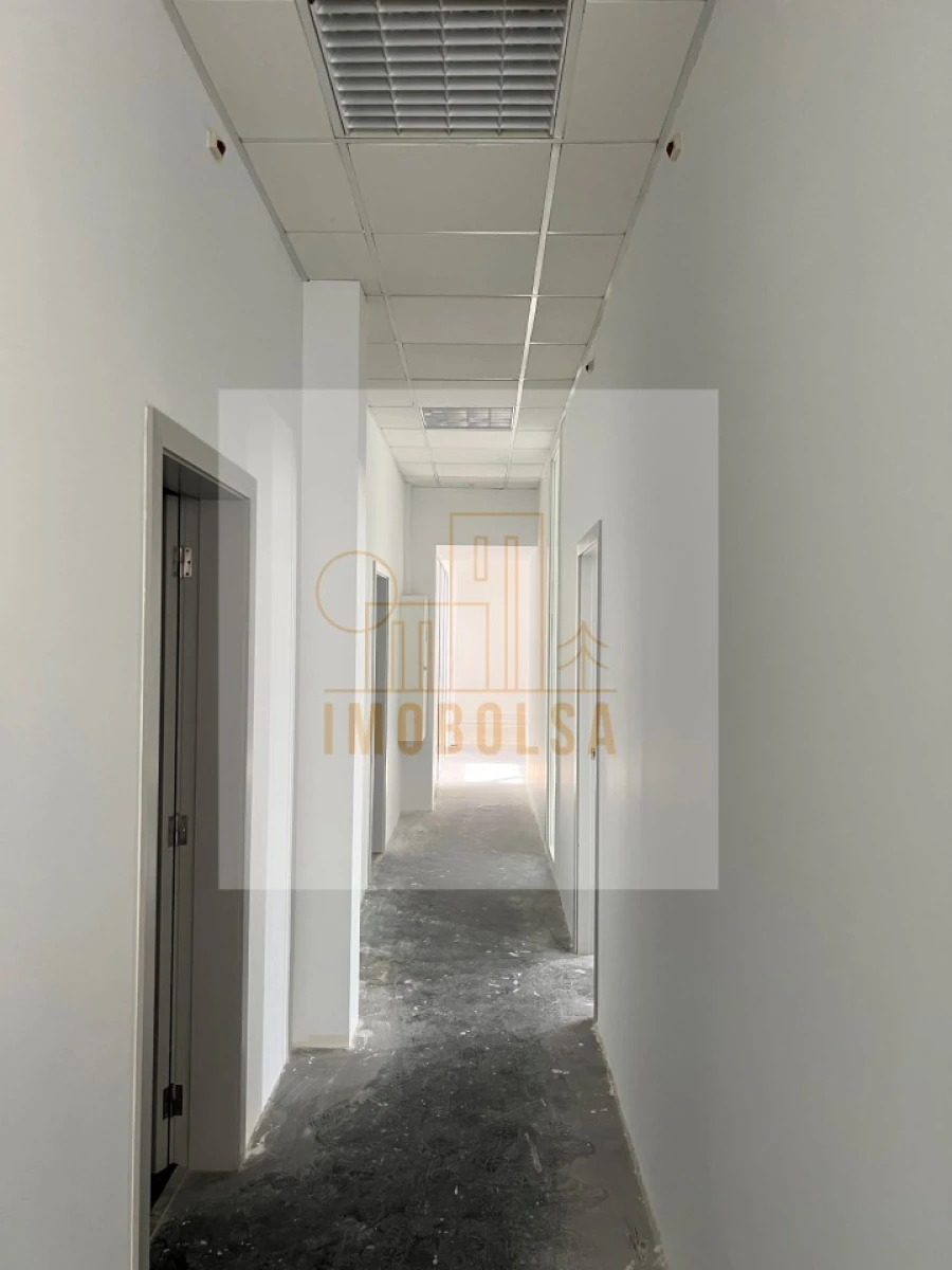 Armazém para Arrendamento em Fradelos Foto 3