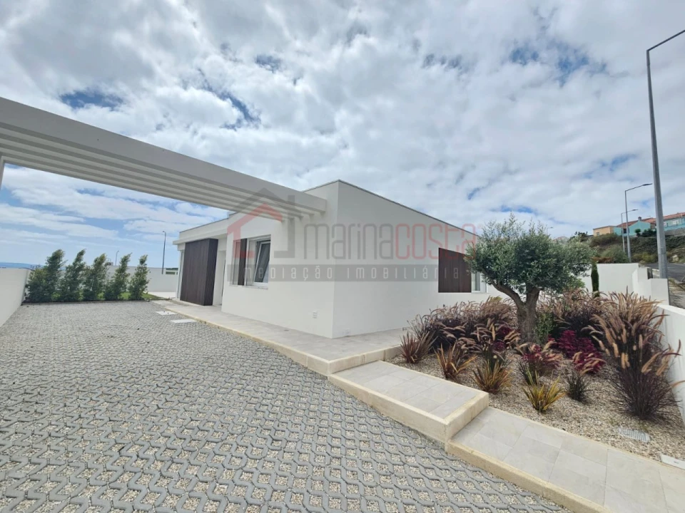 Moradia T3 para Venda em Lourinhã e Atalaia Foto 17