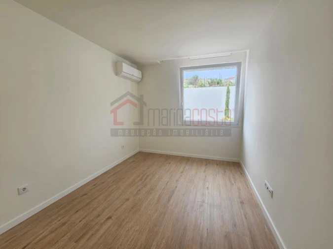 Moradia T3 para Venda em Lourinhã e Atalaia Foto 10