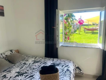 Moradia T11 para Venda em Atouguia da Baleia