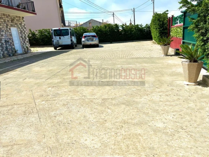 Moradia T11 para Venda em Atouguia da Baleia Foto 50