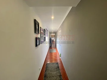 Moradia T4 para Venda em Atouguia da Baleia