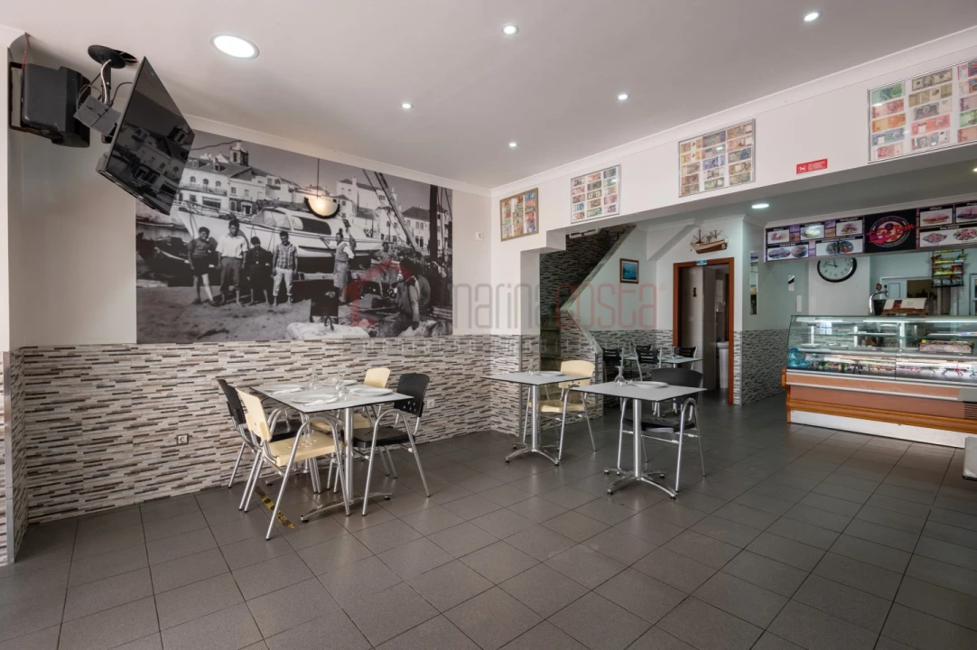 Prédio para Venda em Peniche Foto 9