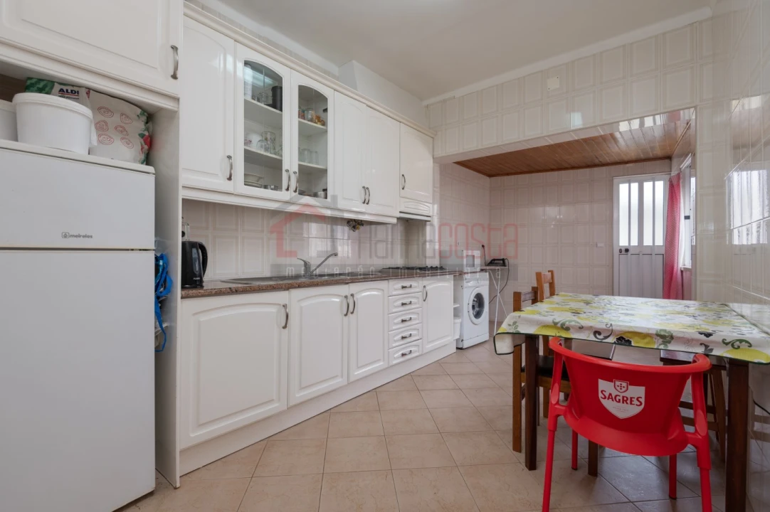 Prédio para Venda em Peniche Foto 31