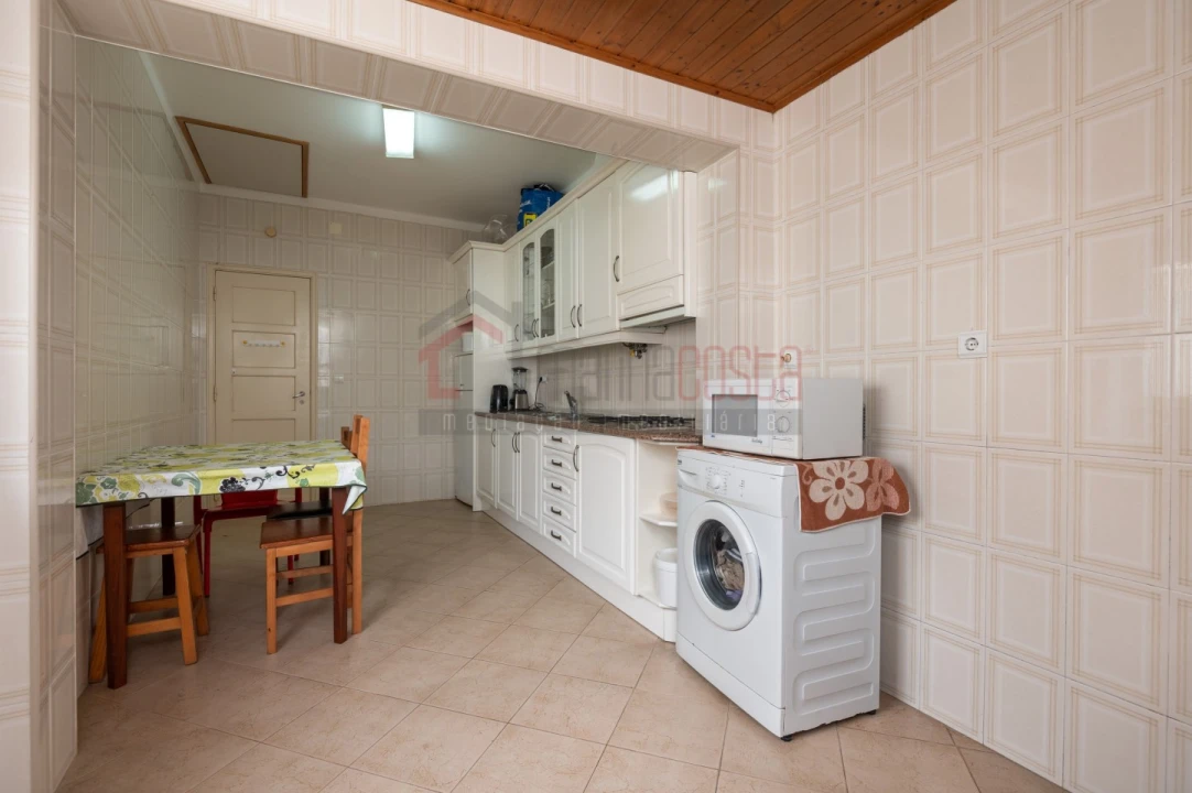 Prédio para Venda em Peniche Foto 32