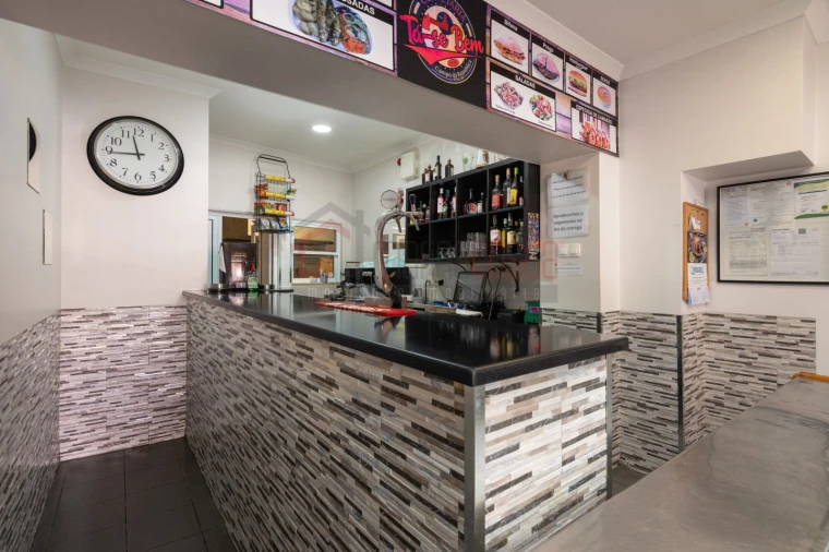 Prédio para Venda em Peniche Foto 10