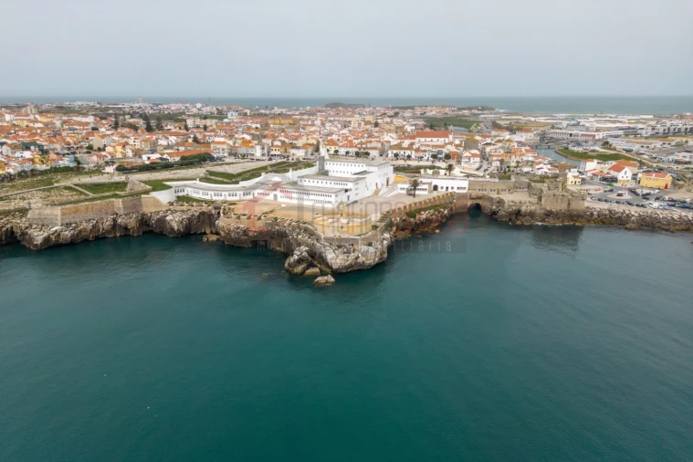 Prédio para Venda em Peniche Foto 3