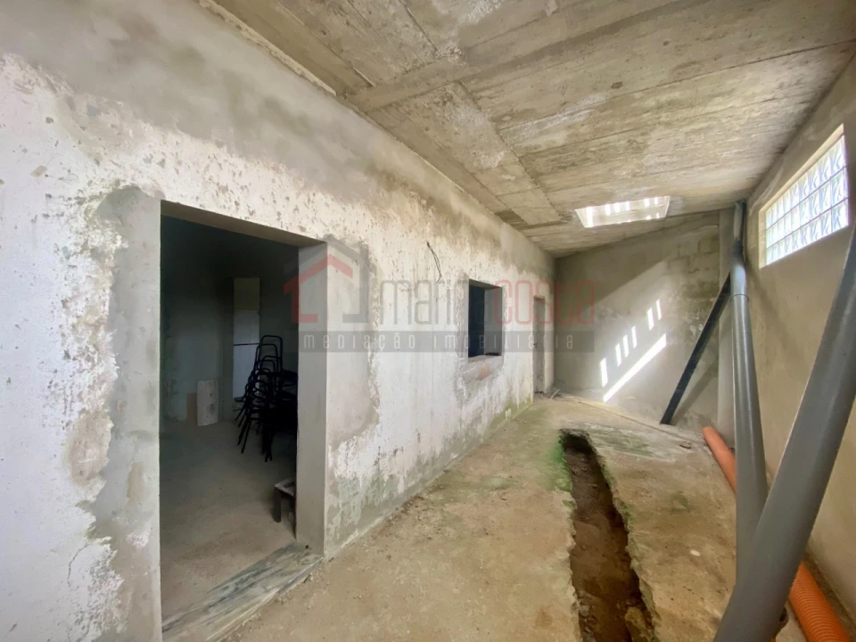 Prédio para Venda em Peniche Foto 18