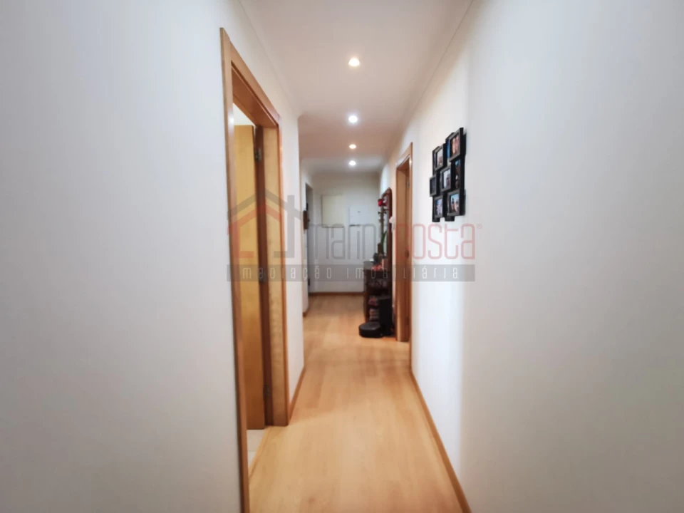 Apartamento T4 para Venda em Peniche Foto 11
