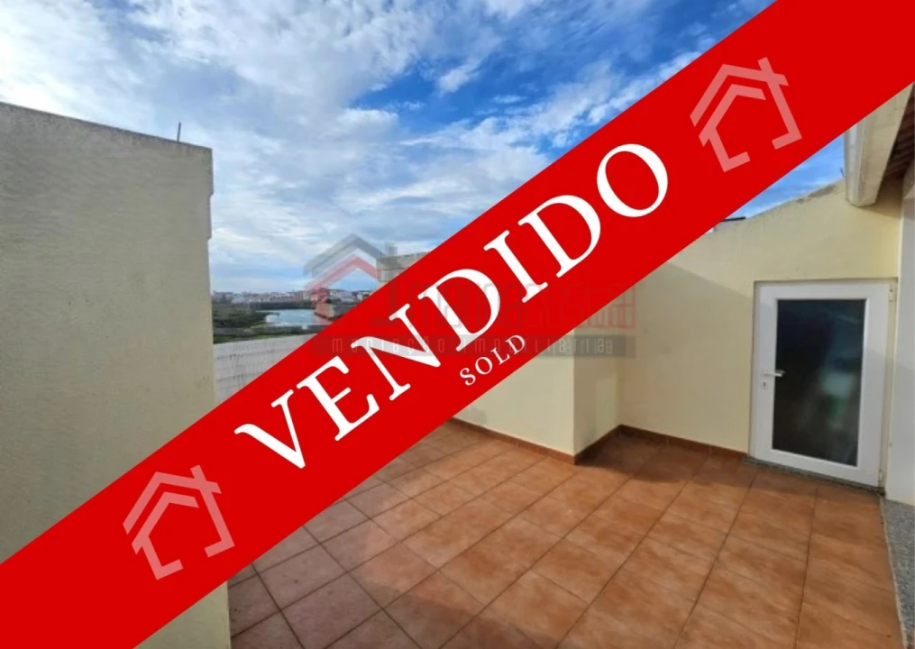 Apartamento T4 para Venda em Peniche Foto 1