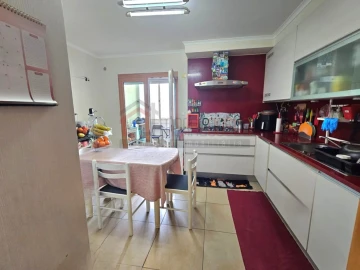 Apartamento T4 para Venda em Peniche