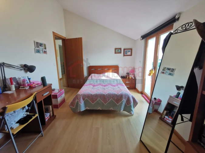 Apartamento T4 para Venda em Peniche Foto 25