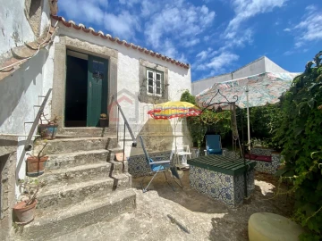 Moradia T7 para Venda em Peniche