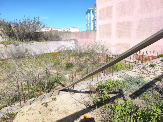 Terreno para Venda em Peniche Foto 3