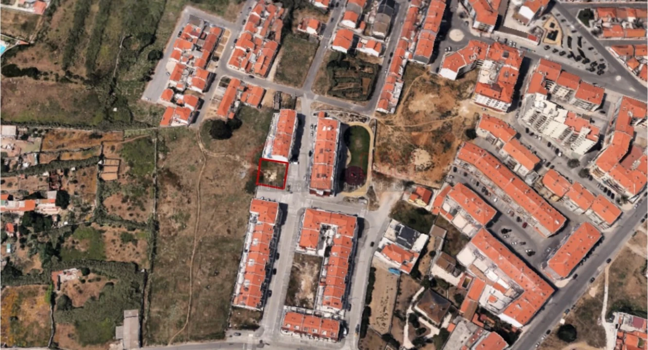 Terreno para Venda em Peniche Foto 5