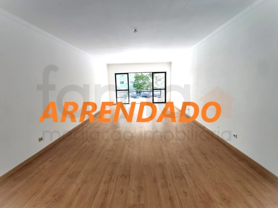Apartamento T2 para Arrendamento em Oeiras e São Julião da Barra, Paço de Arcos e Caxias Foto 1