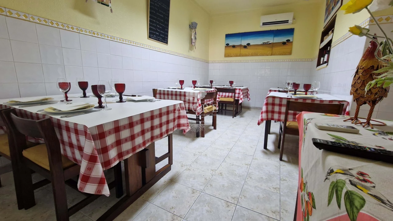 Negócio para Venda em Santiago do Escoural Foto 7