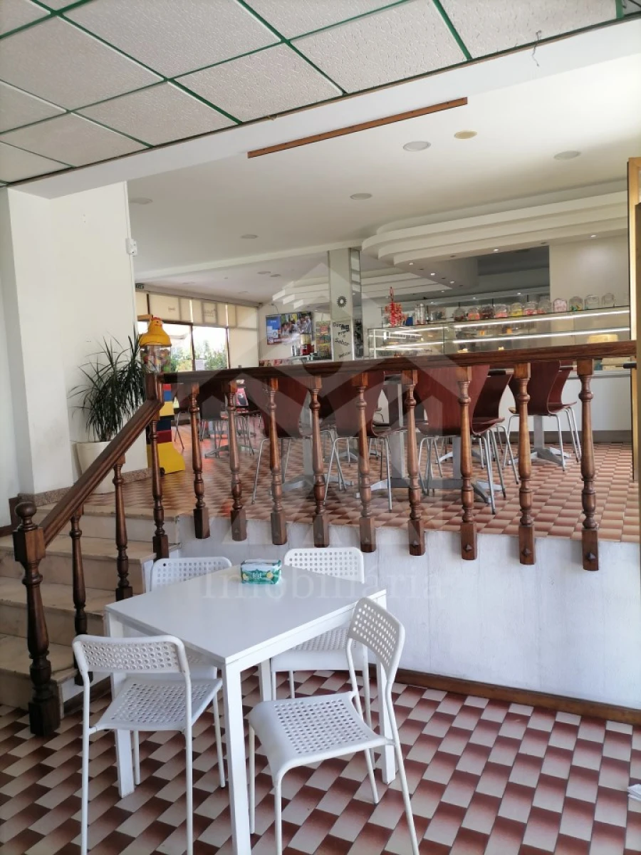 Negócio para Arrendamento em Ribeirão Foto 9