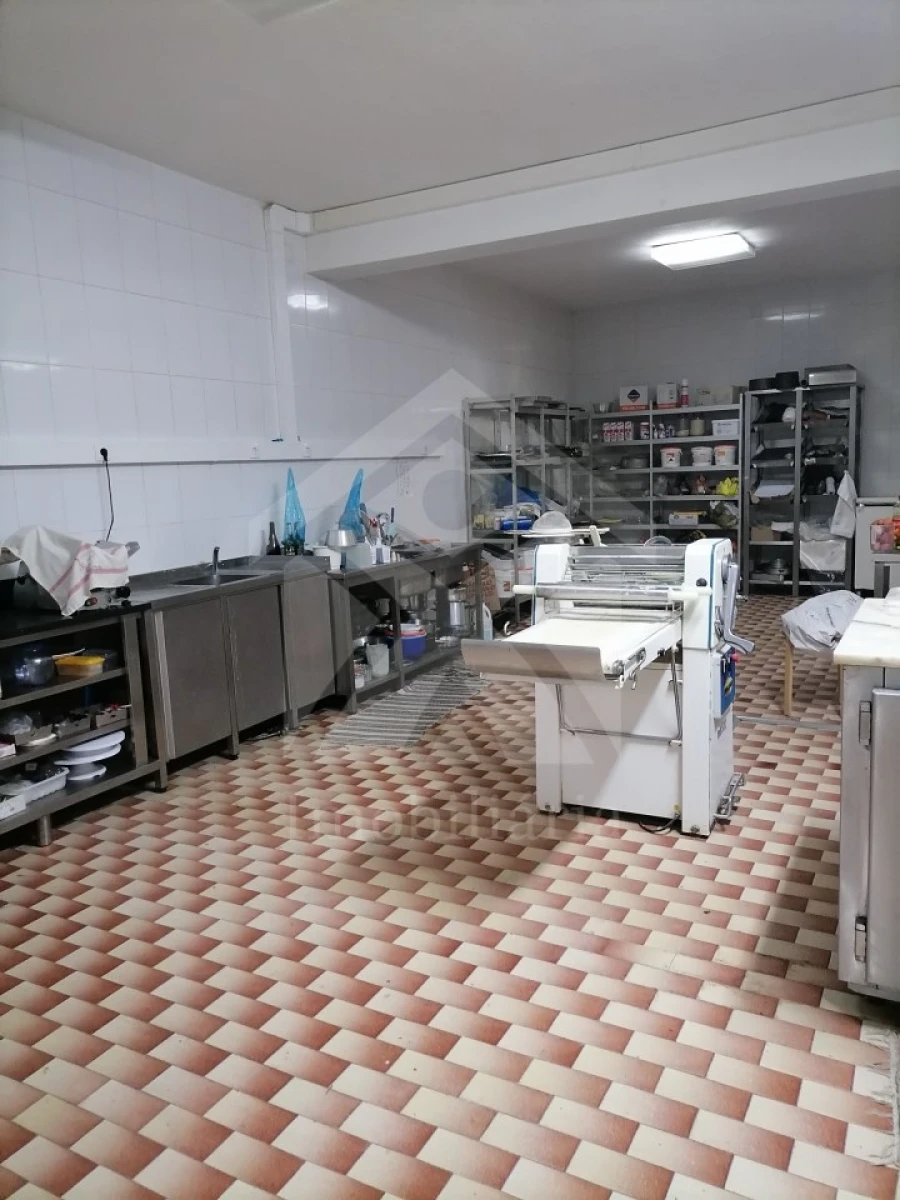 Negócio para Arrendamento em Ribeirão Foto 11