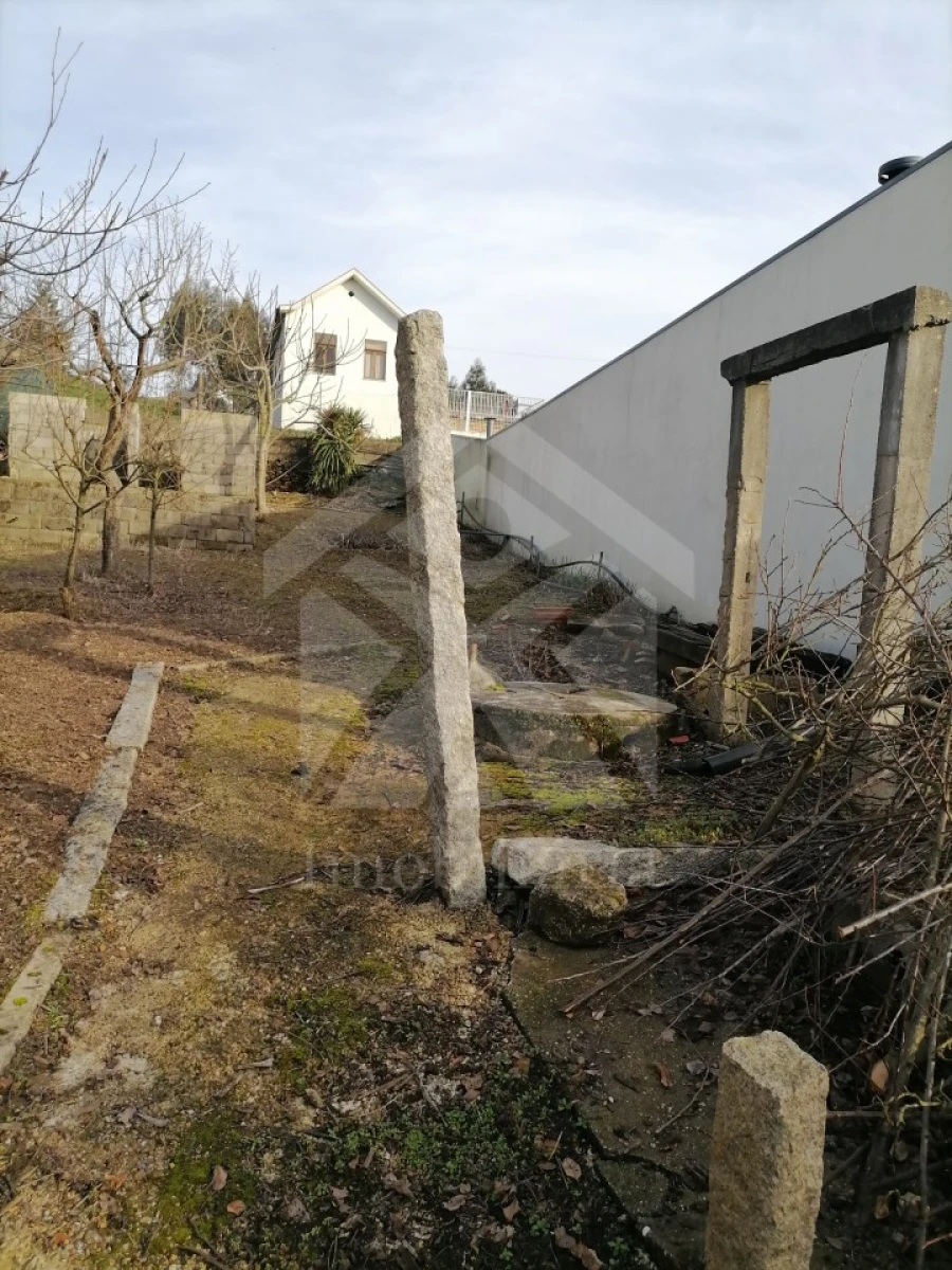 Terreno para Venda em Bougado (São Martinho e Santiago) Foto 2