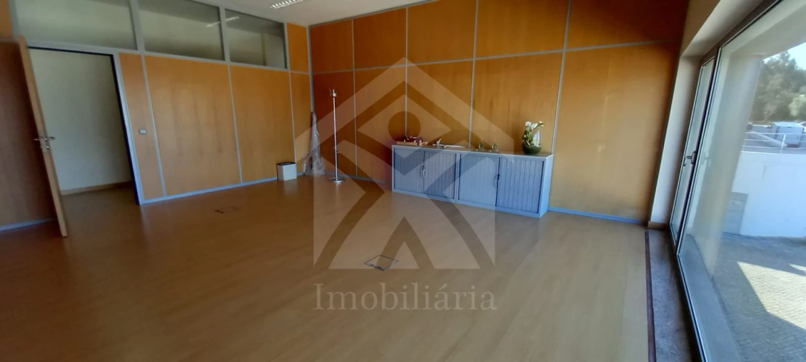 Armazém para Venda em Bougado (São Martinho e Santiago) Foto 11