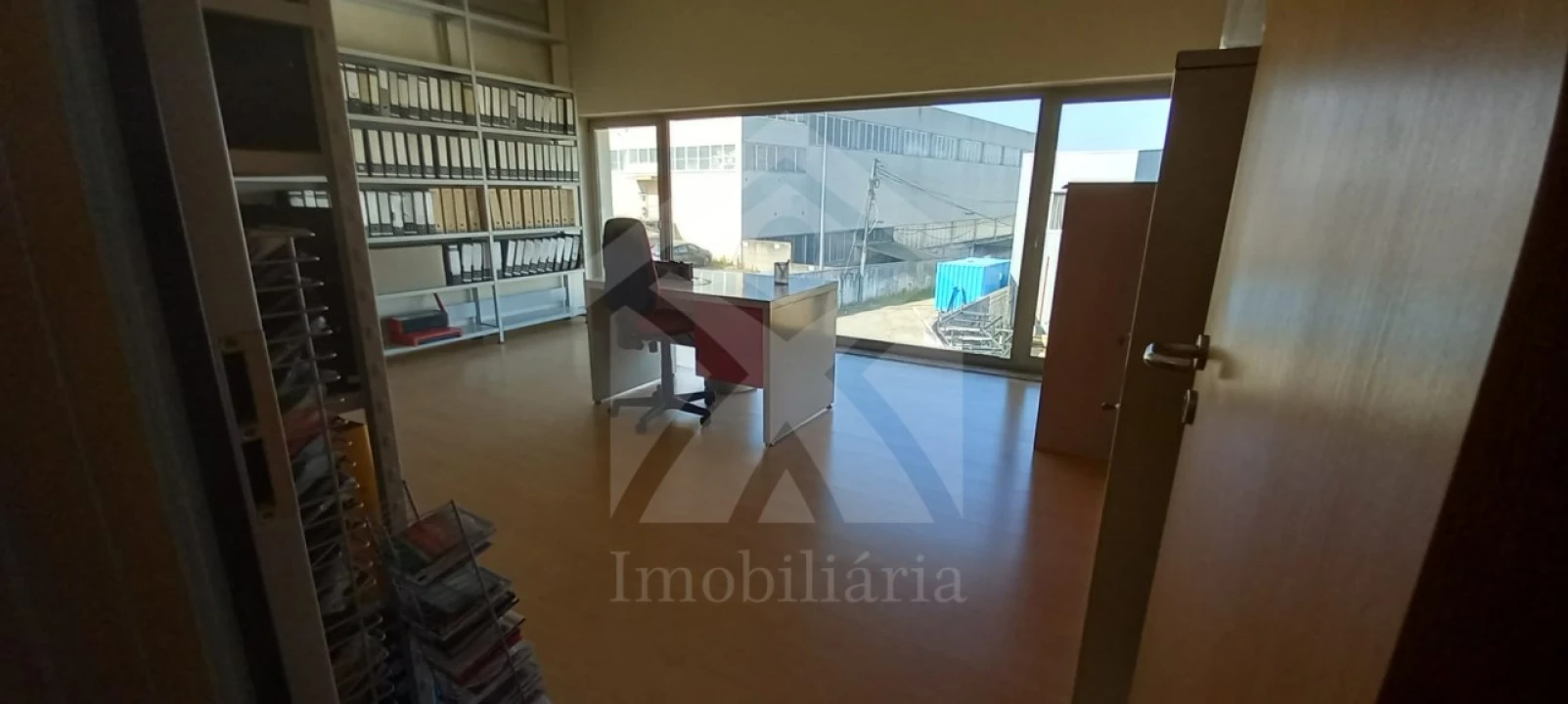 Armazém para Venda em Bougado (São Martinho e Santiago) Foto 14