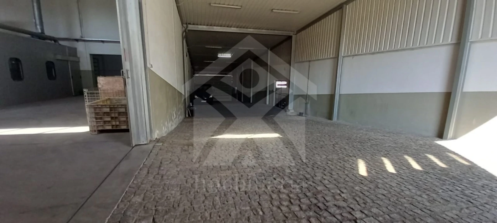 Armazém para Venda em Bougado (São Martinho e Santiago) Foto 15