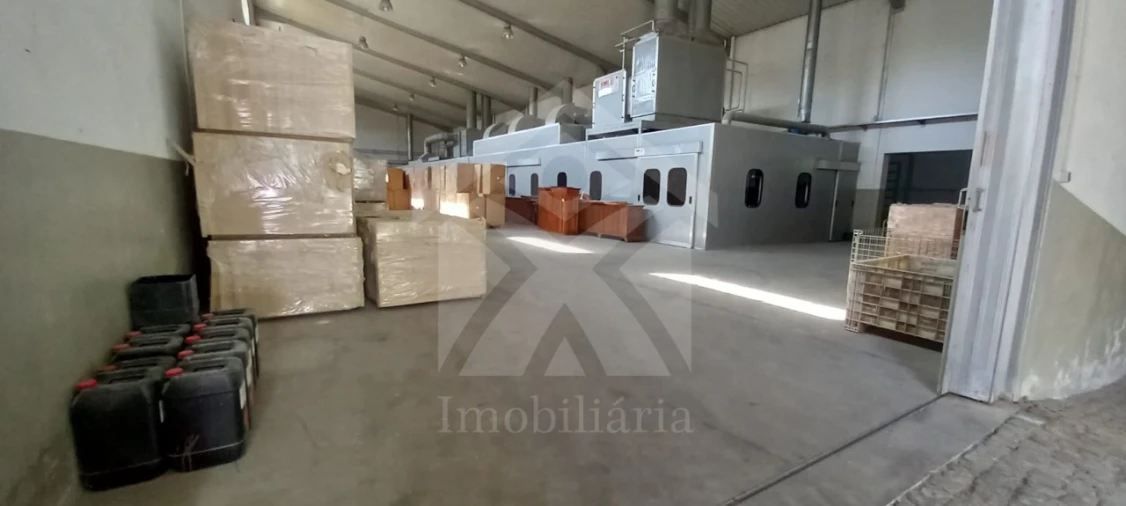 Armazém para Venda em Bougado (São Martinho e Santiago) Foto 17