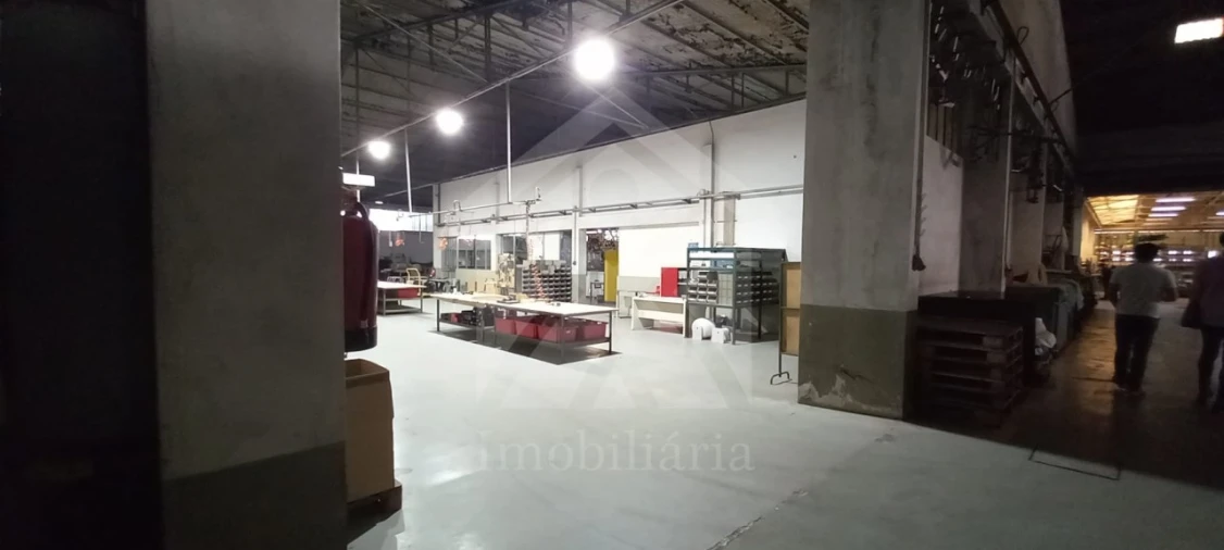 Armazém para Venda em Bougado (São Martinho e Santiago) Foto 26